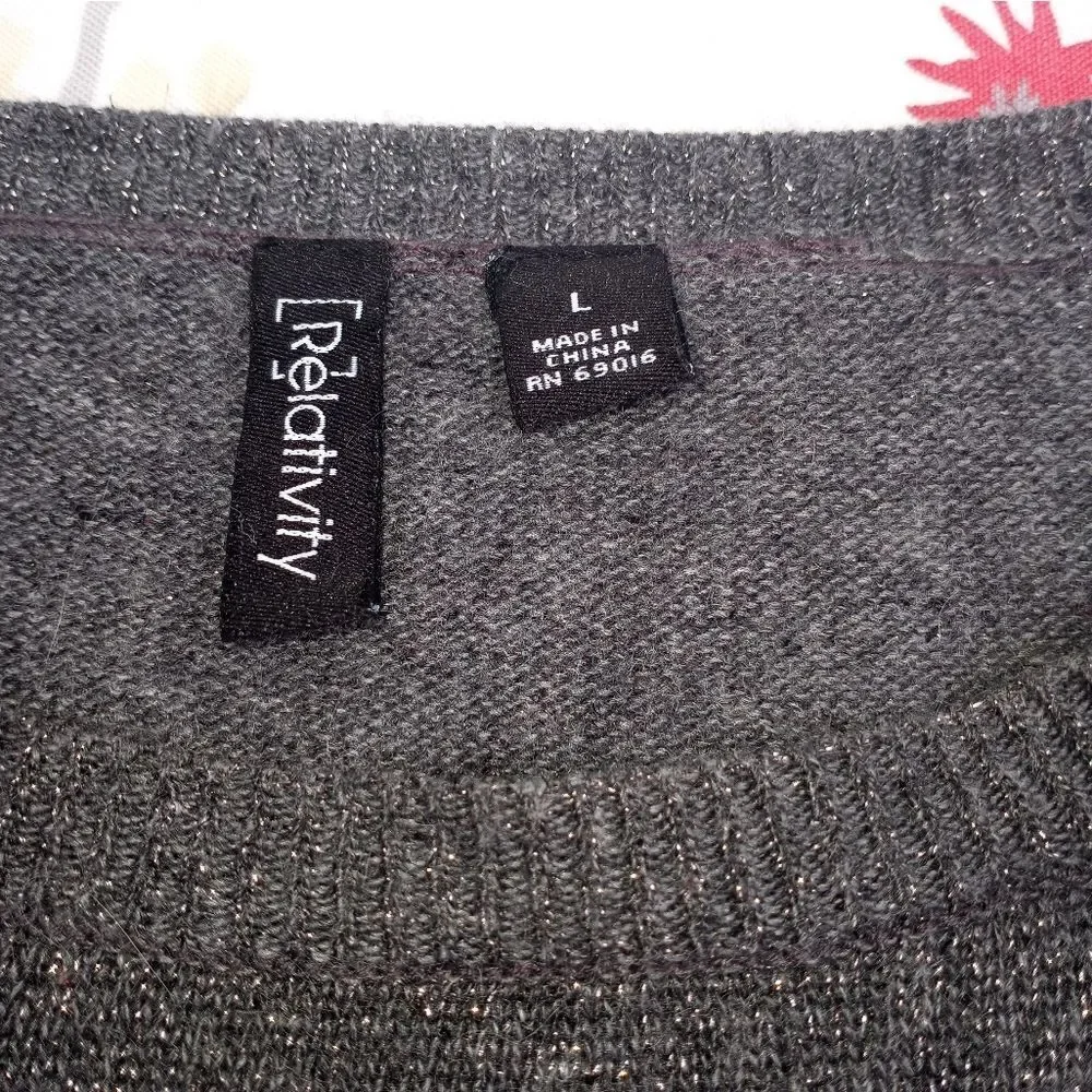 Relativity LGrayAngoraNylonRayon MetalicLngslvsKnitted CrewNeck Women's Sweater.